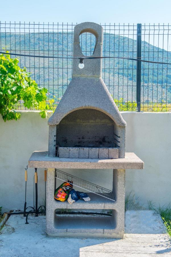 Villa Carpe Diem - With Private Pool Mostar Zewnętrze zdjęcie
