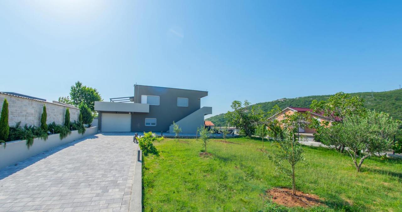 Villa Carpe Diem - With Private Pool Mostar Zewnętrze zdjęcie